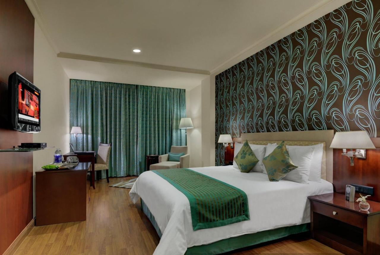 Royalton Hyderabad Abids Hotel Exterior photo