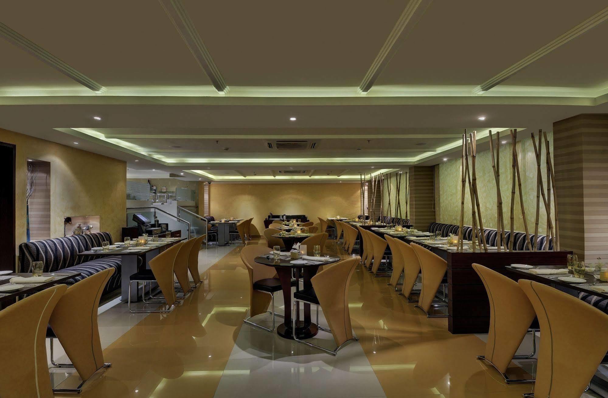 Royalton Hyderabad Abids Hotel Exterior photo